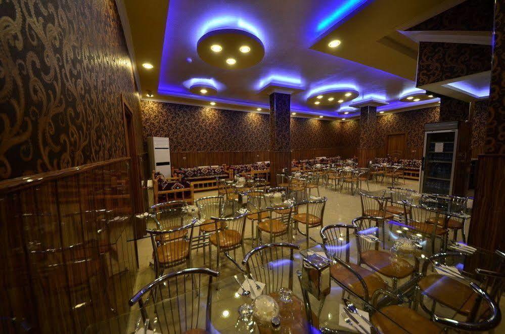 Istiklal Hotel 샤늘르우르파 외부 사진